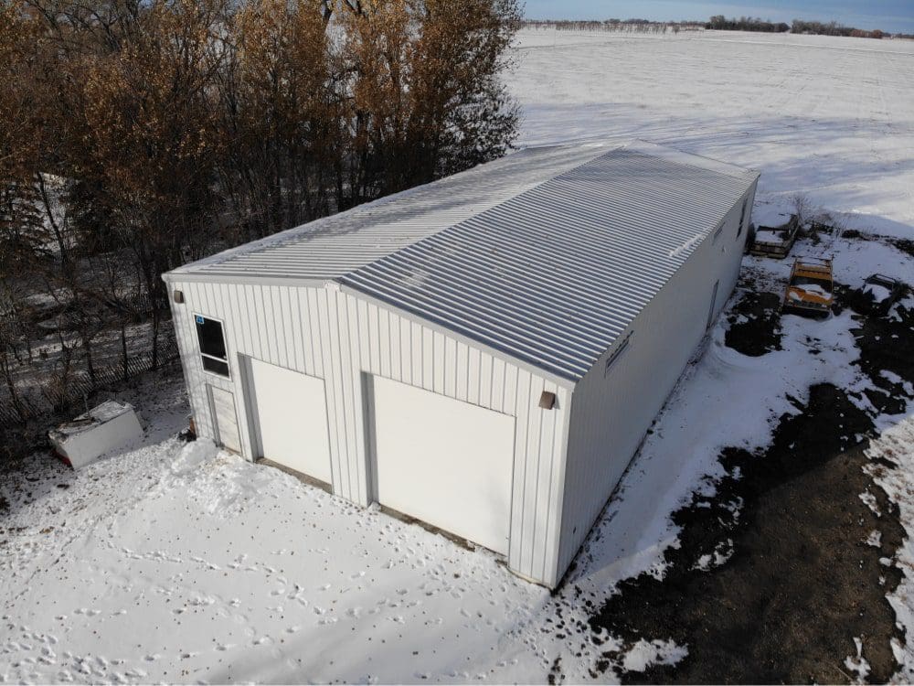 2,400 sq. ft. (40x60) prefab metal shop near Altona, Manitoba
